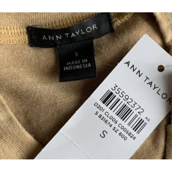 Ann Taylor Women Knit Long Sleeve Sweater Size Small S Beige Button Mock NWT New - Picture 5 of 6